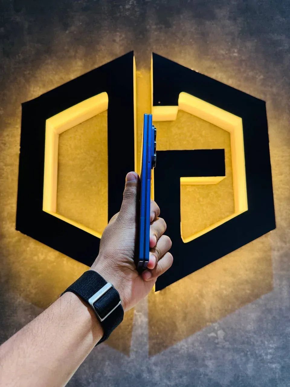 Samsung Z Fold 7 12+512GB - BLUE - Code (15732) - The Digital Hub