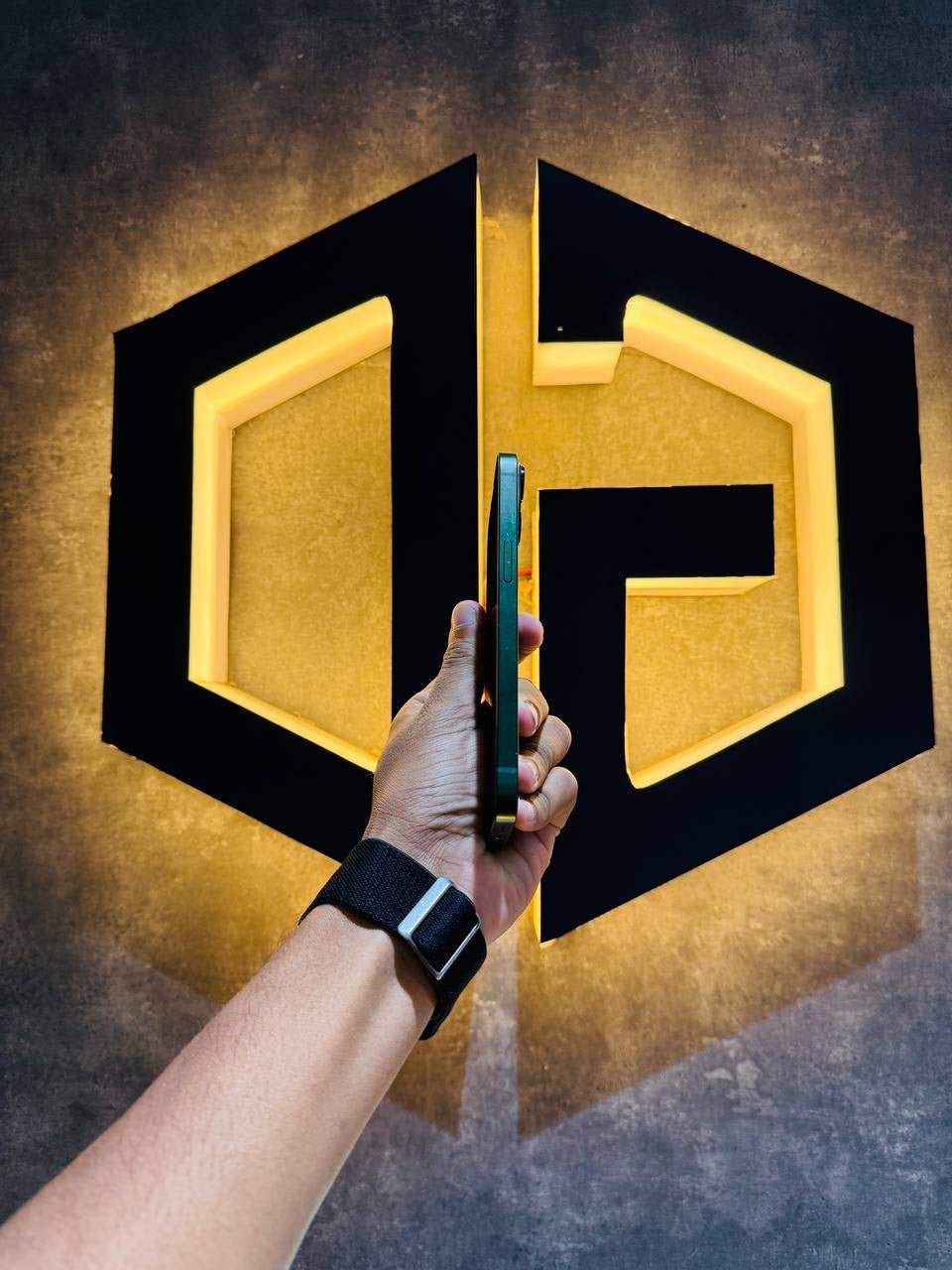 Apple iPhone 13 256GB - GREEN - Code (53808) - The Digital Hub