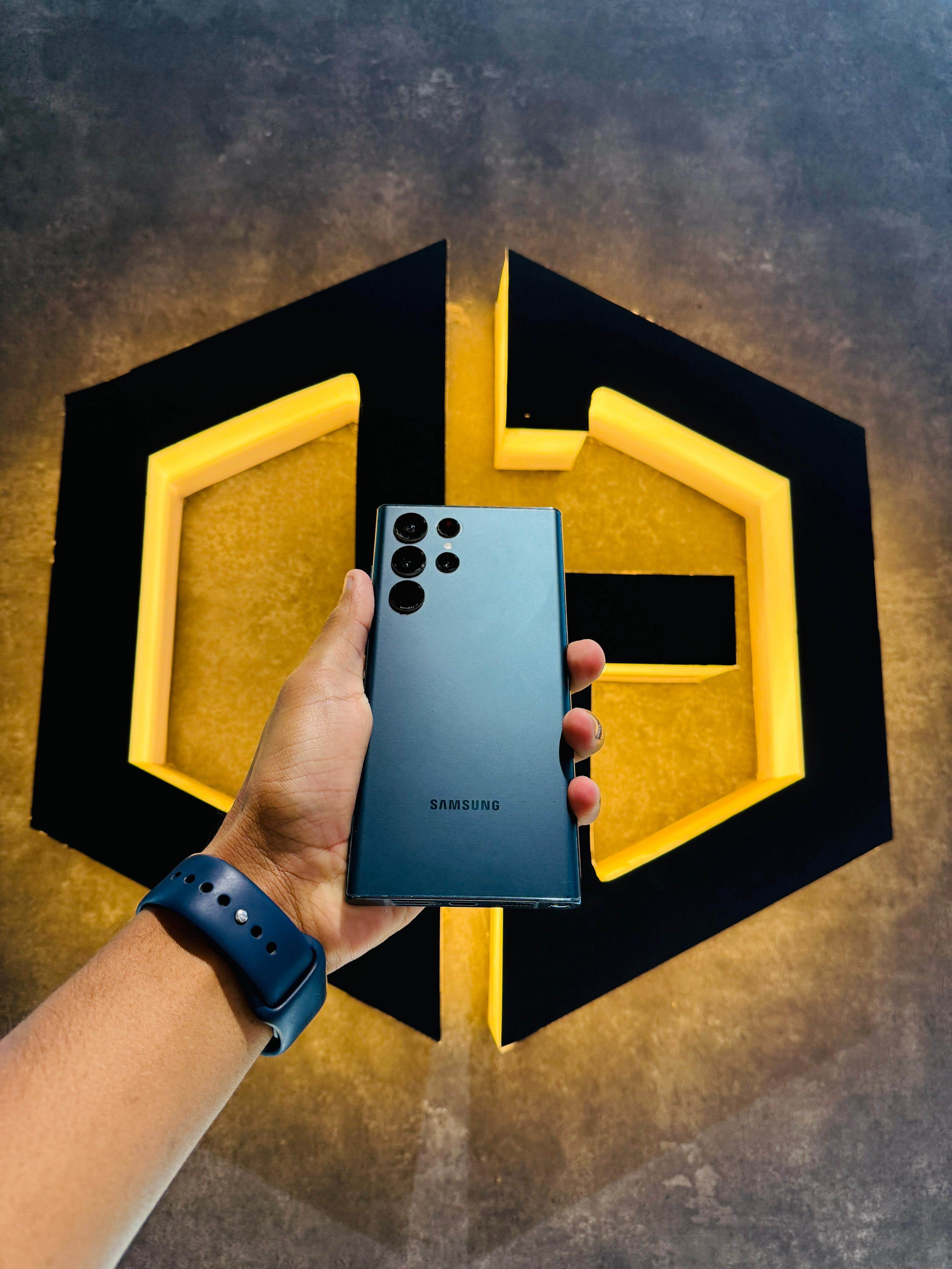 Samsung S22 Ultra 12+512GB - GREEN - Code (96241) - The Digital Hub