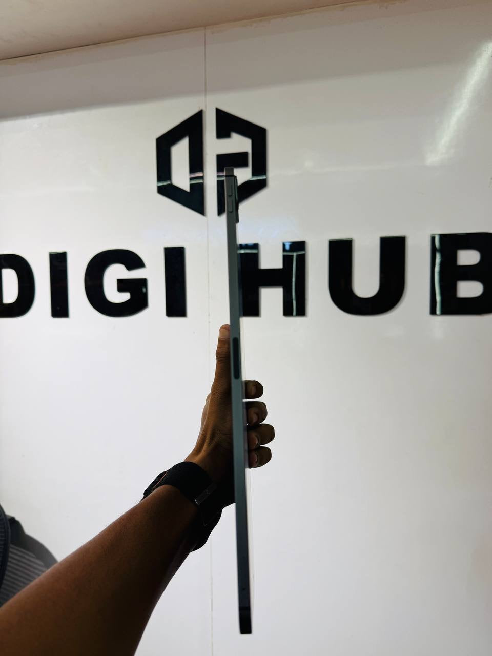 Apple iPad Pro 12.9 Inch 5TH Gen 128GB Wifi+Cell - BLACK - Code (13858)