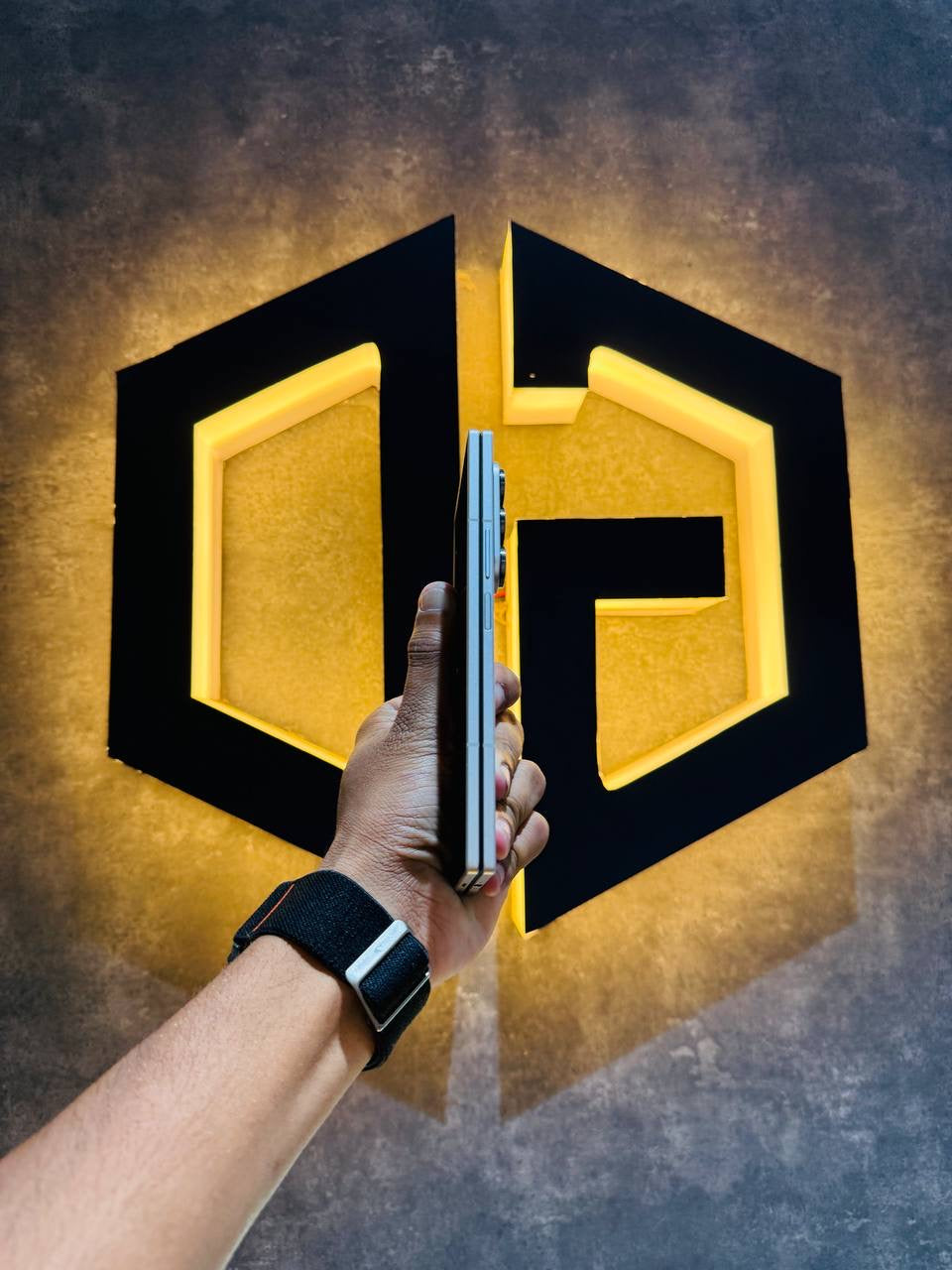 Samsung Z Fold 7 12+512GB - SILVER - Code (33794) - The Digital Hub