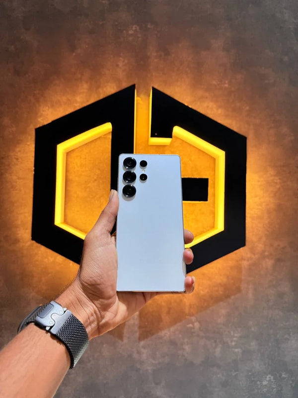 Samsung S25 Ultra 12+256GB - WHITE - Code (05730) - The Digital Hub