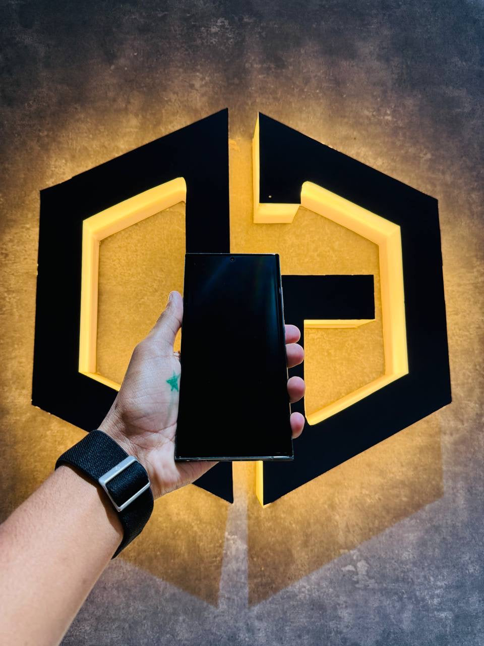 Samsung S23 Ultra 12+256GB - GREEN - Code (41672) - The Digital Hub