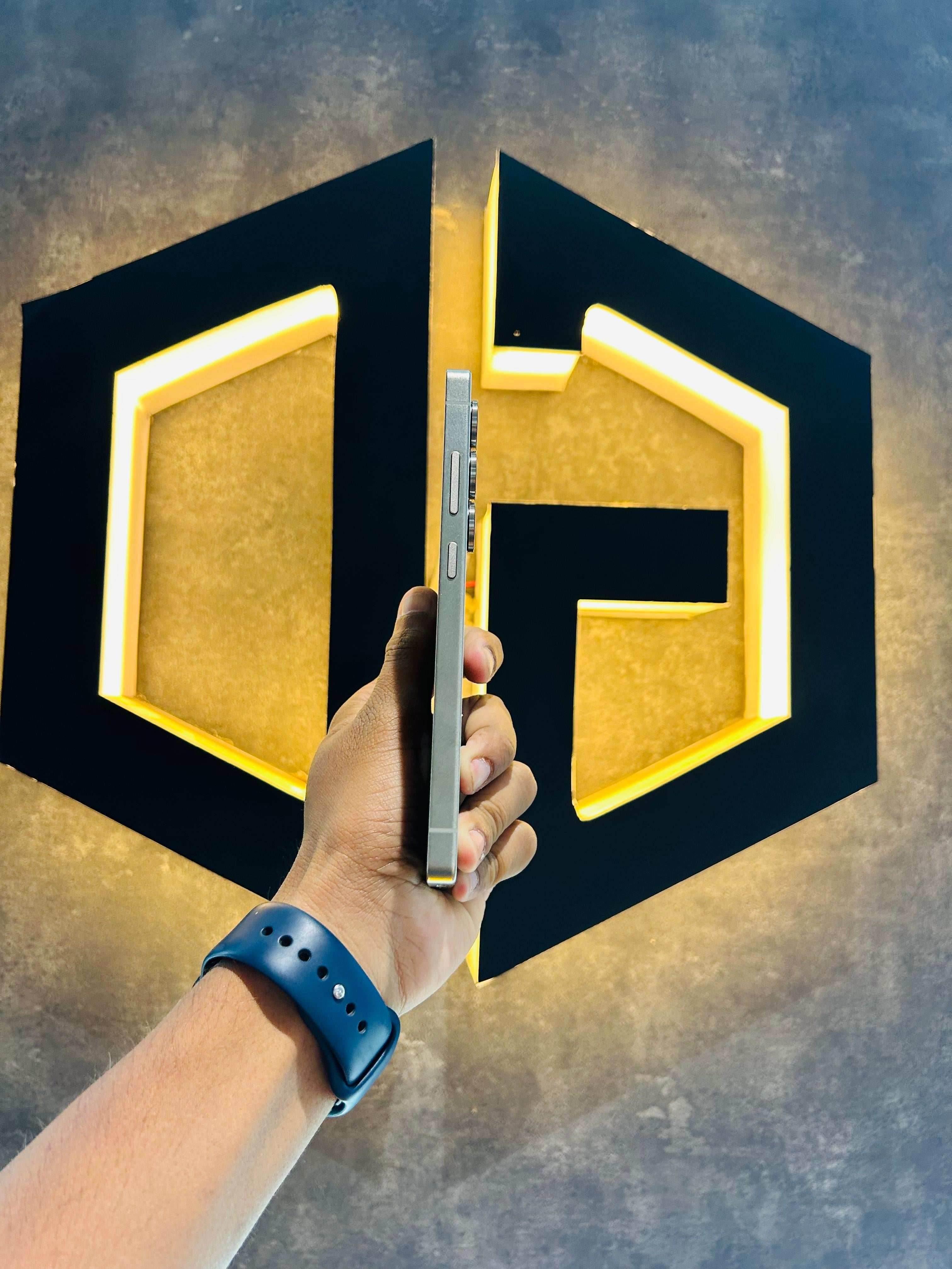 Samsung S25 Ultra 12+512GB - BLACK TITANIUM - Item Code (97904) - The Digital Hub