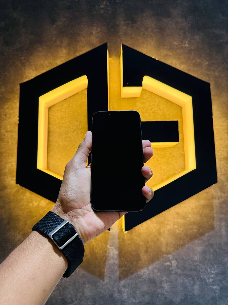 Apple iPhone 16E 128GB - BLACK - Code (14403) - The Digital Hub