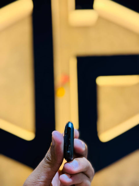 Google Fitbit Versa 4 GPS 24MM - BLACK - Code (6B081) - The Digital Hub