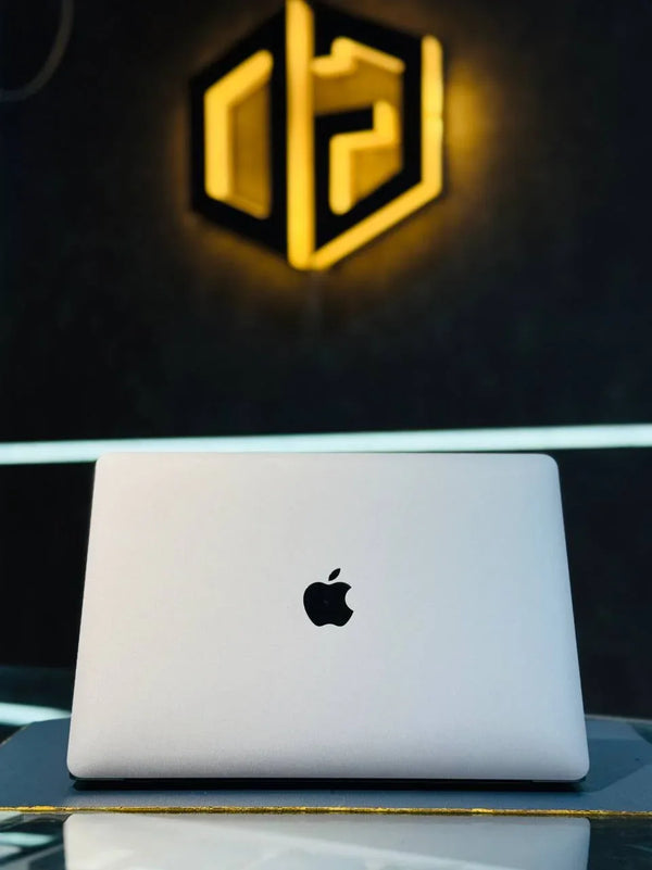 Apple MacBook AIR M1 8+256GB - SILVER - Code (1Q05F) - The Digital Hub