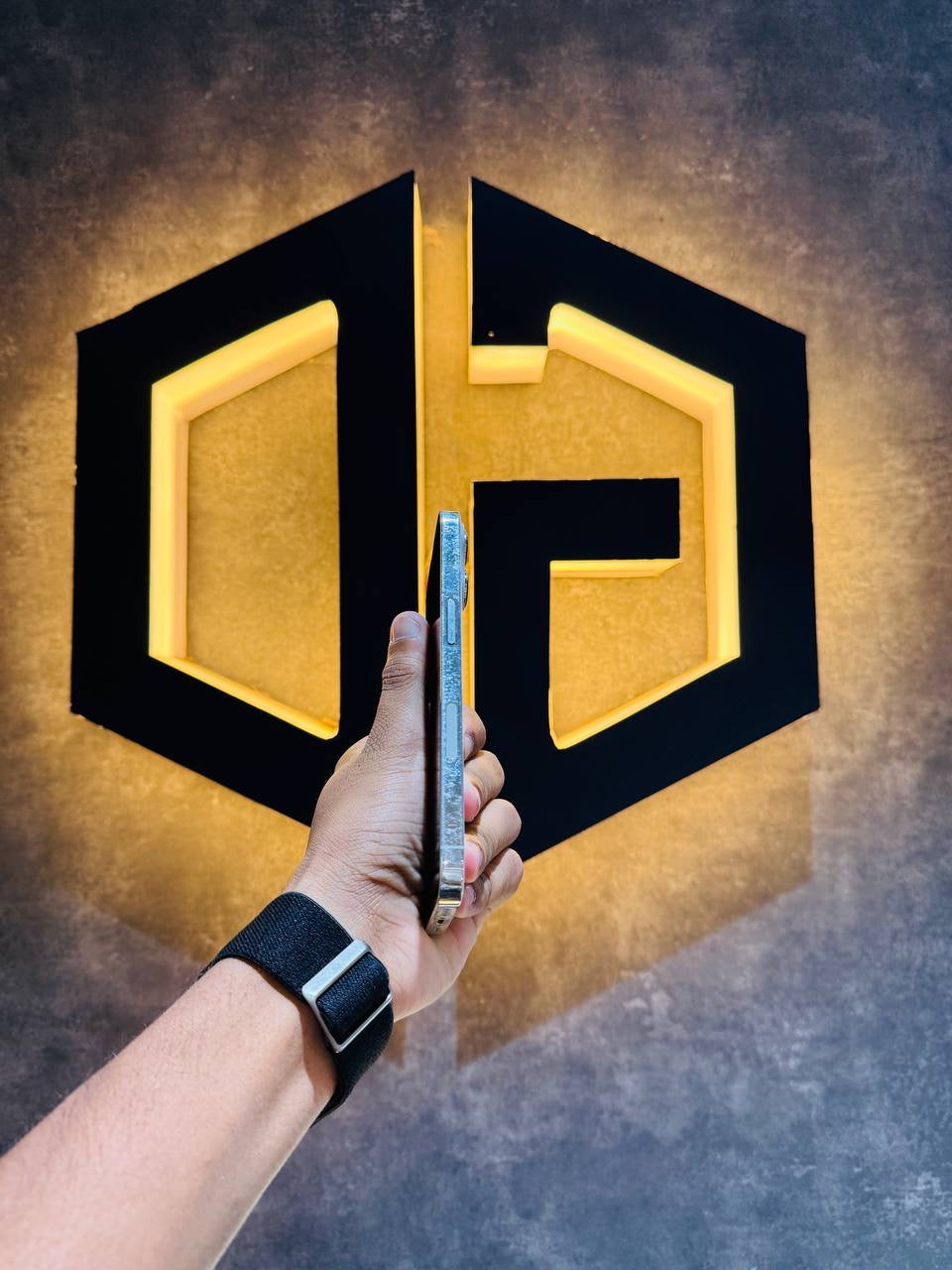 Apple iPhone 13 Pro 128GB - WHITE - Code (90865) - The Digital Hub