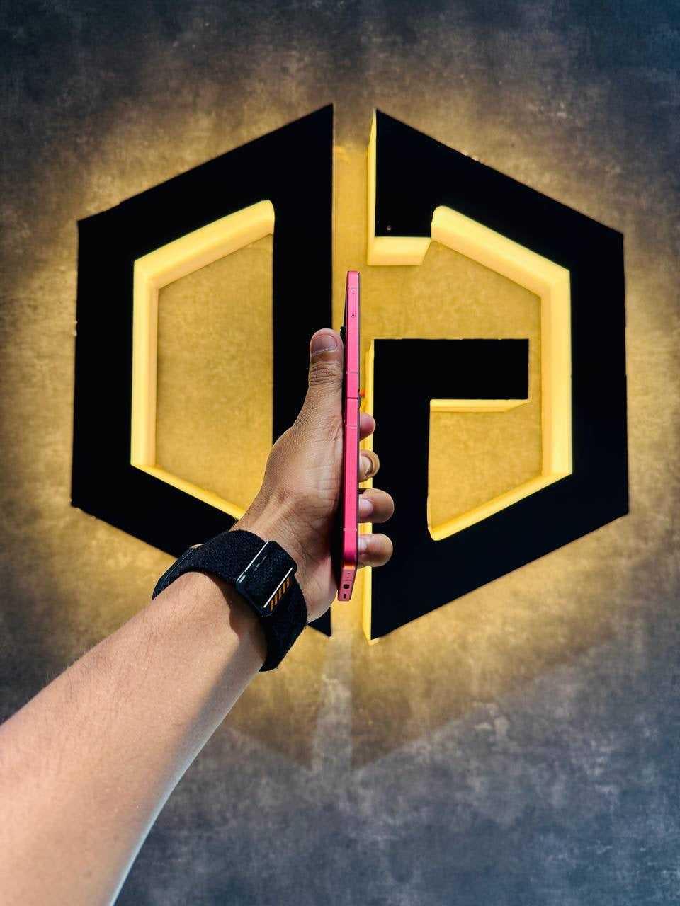 Samsung Z Flip 7 12+512GB - CORALRED - Code (53806) - The Digital Hub