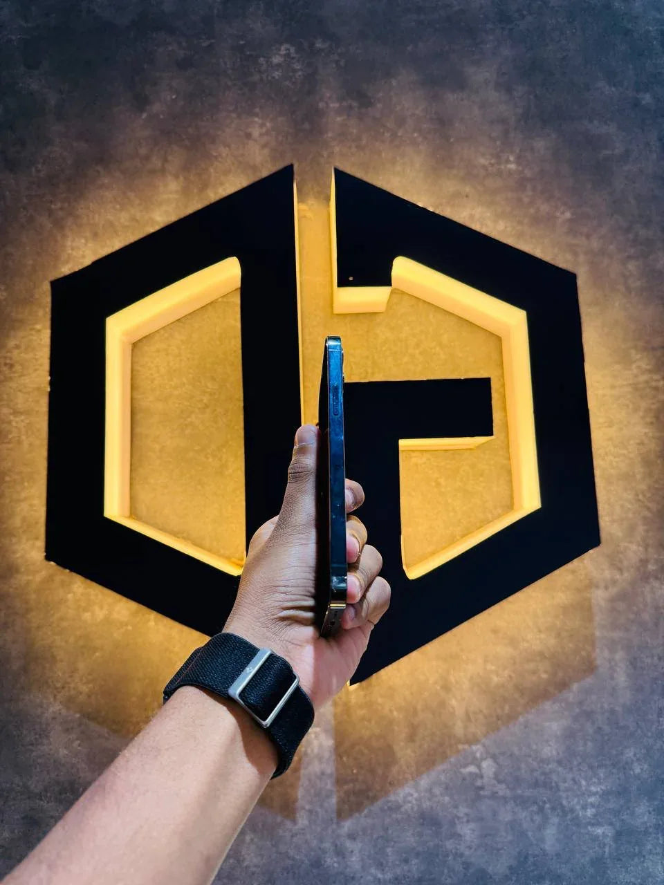 Apple iPhone 12 Pro 256GB - BLUE - Code (19136) - The Digital Hub