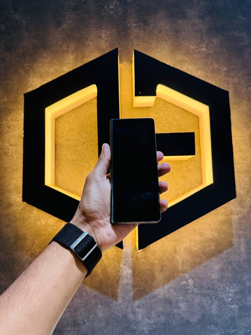 Samsung Z Fold 5 12+512GB - BLACK - Code (81613) - The Digital Hub