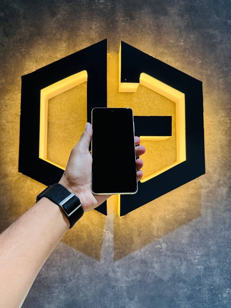 Samsung S21 FE 8+256GB - GREEN - Code (30473) - The Digital Hub