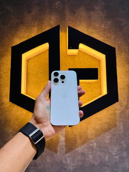 Apple iPhone 16 Pro 256GB - WHITE - Code (39835) - The Digital Hub