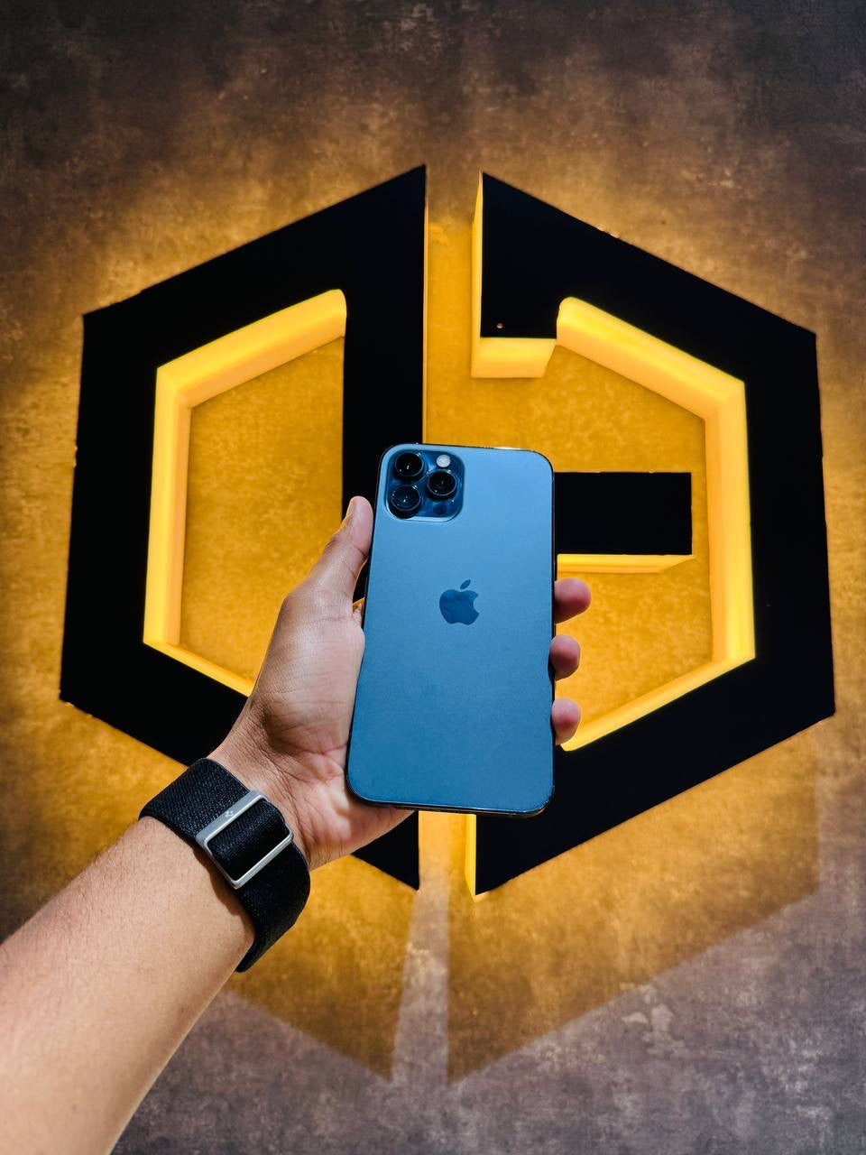 Apple iPhone 12 Pro Max 256GB - BLUE - Code (81020) - The Digital Hub