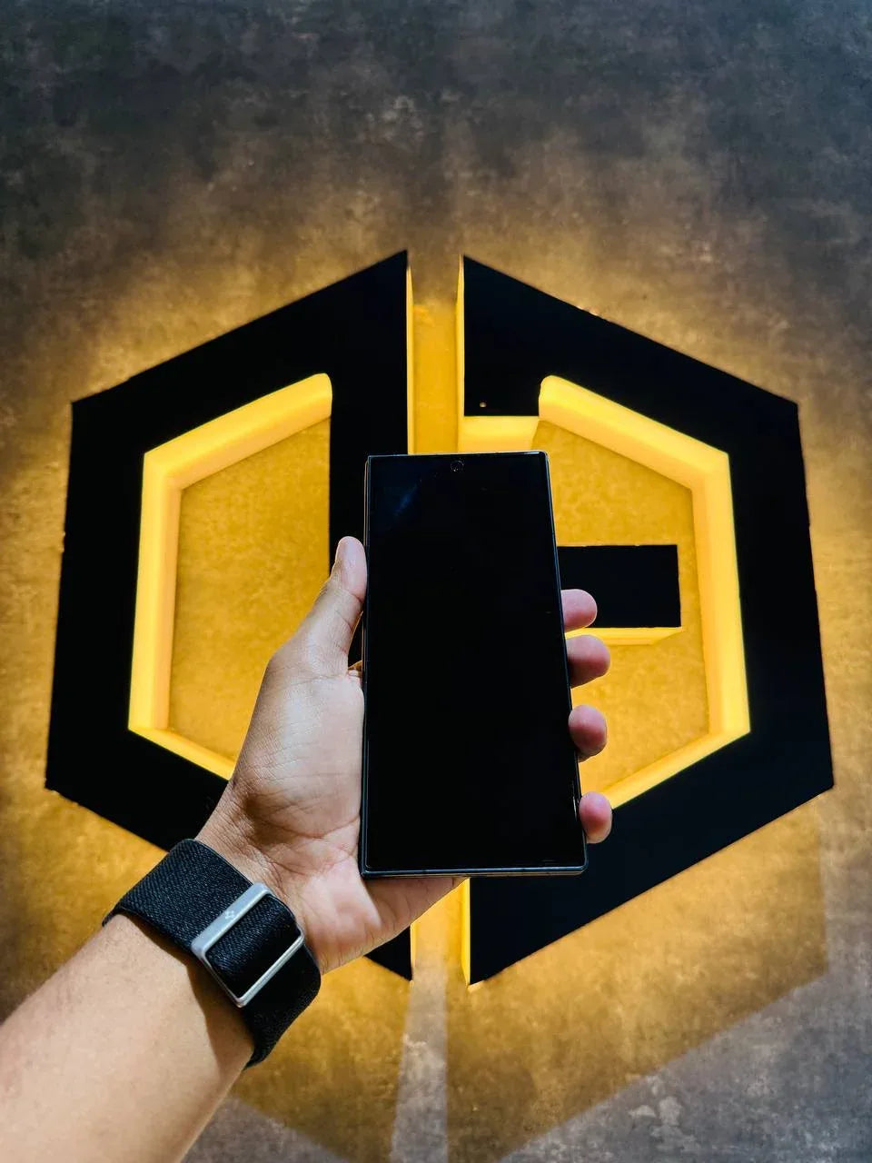 Samsung Z Fold 7 12+512GB - JETBLACK - Code (07339) - The Digital Hub