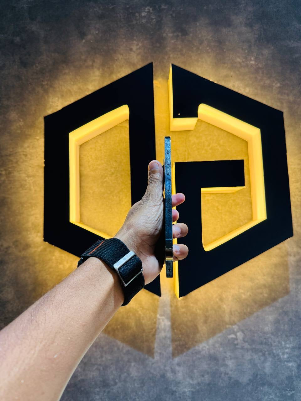 Apple iPhone 13 Pro Max 256GB - BLACK - Code (71318) - The Digital Hub