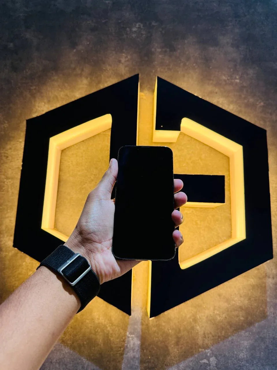 Apple iPhone 13 PRO 256GB - GREEN - Code (98650) - The Digital Hub