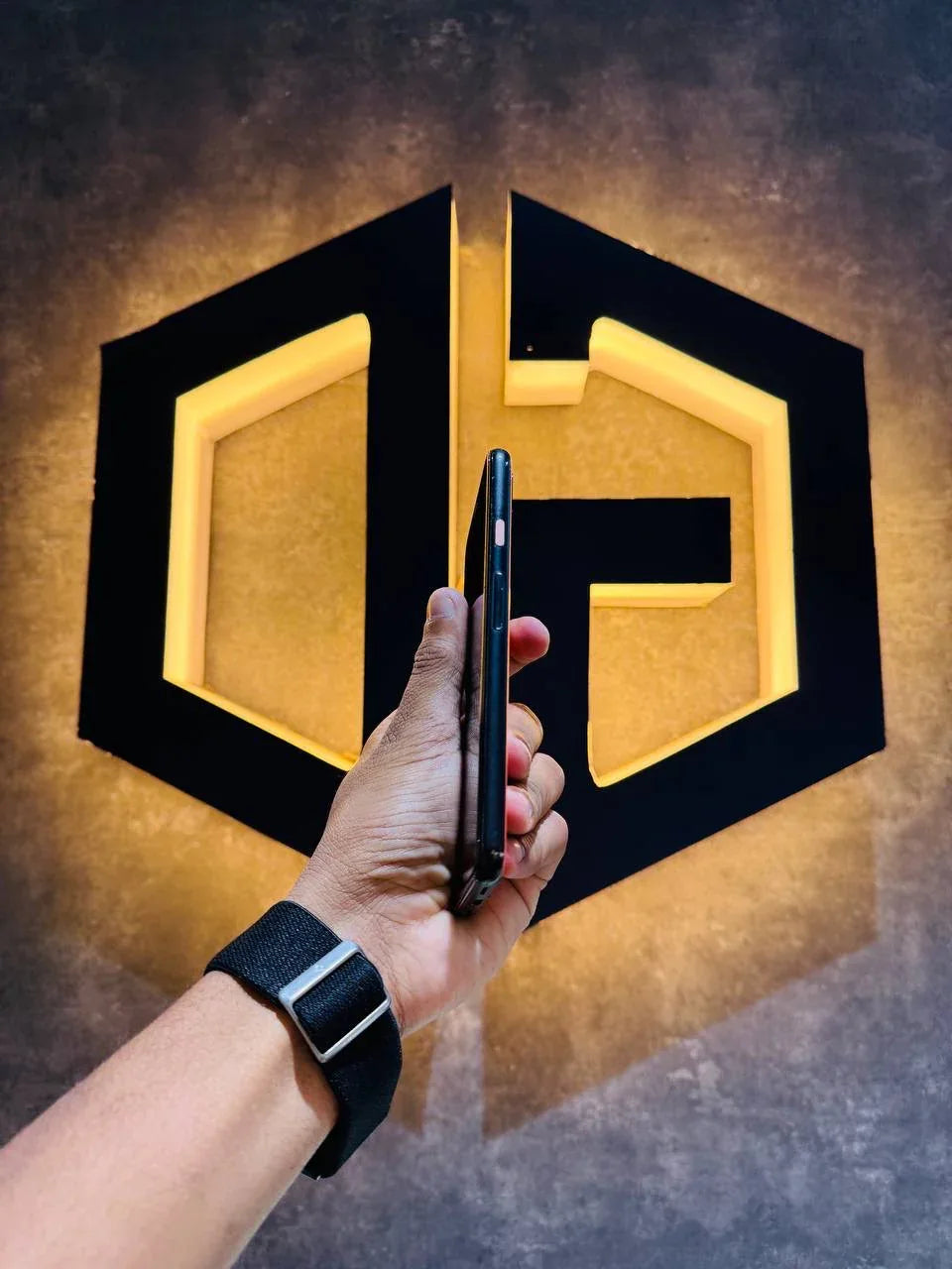 Google Pixel 4 64GB - ORANGE - Code (99202) - The Digital Hub