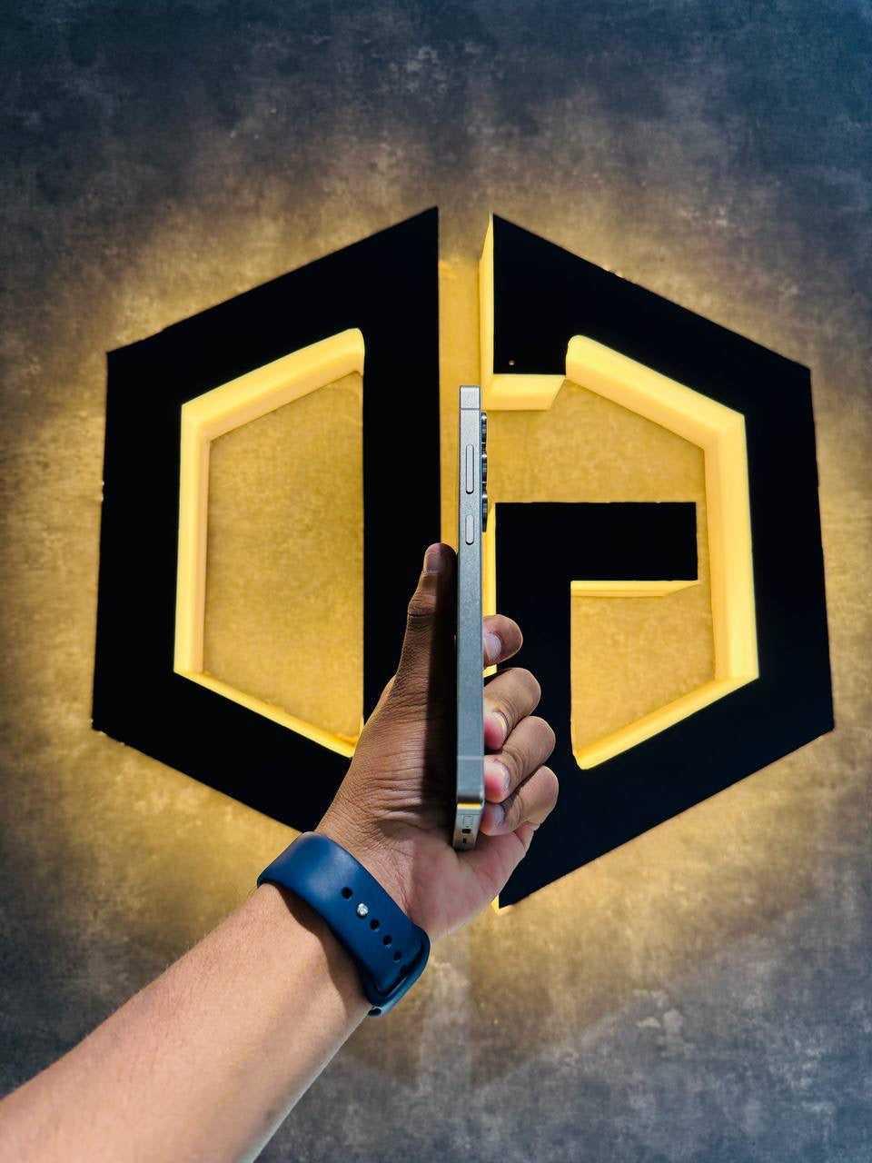 Samsung S25 Ultra 12+256GB - TITANIUM BLACK - Code (50013) - The Digital Hub