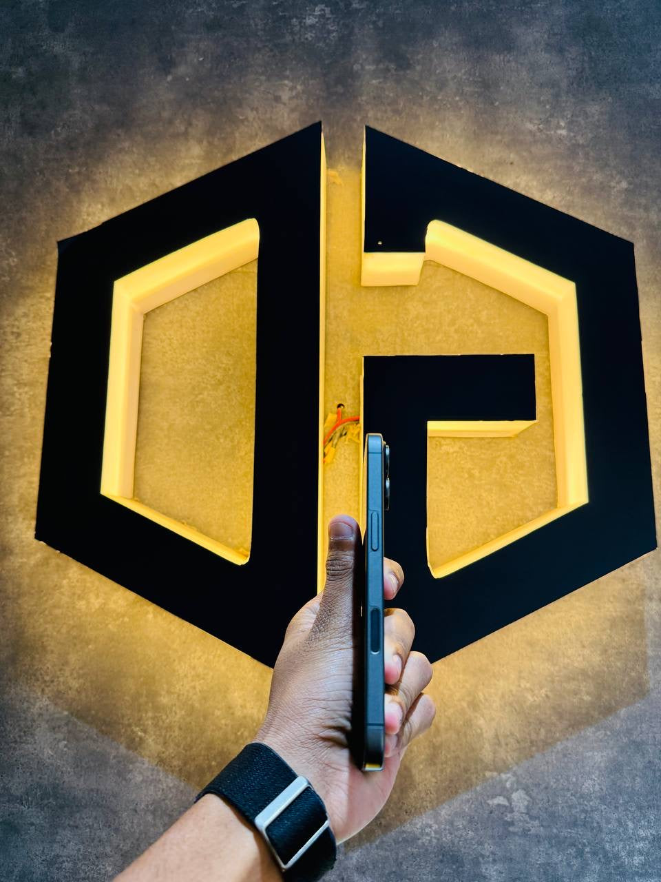 Apple iPhone 17 256GB - BLACK - Code (94209)