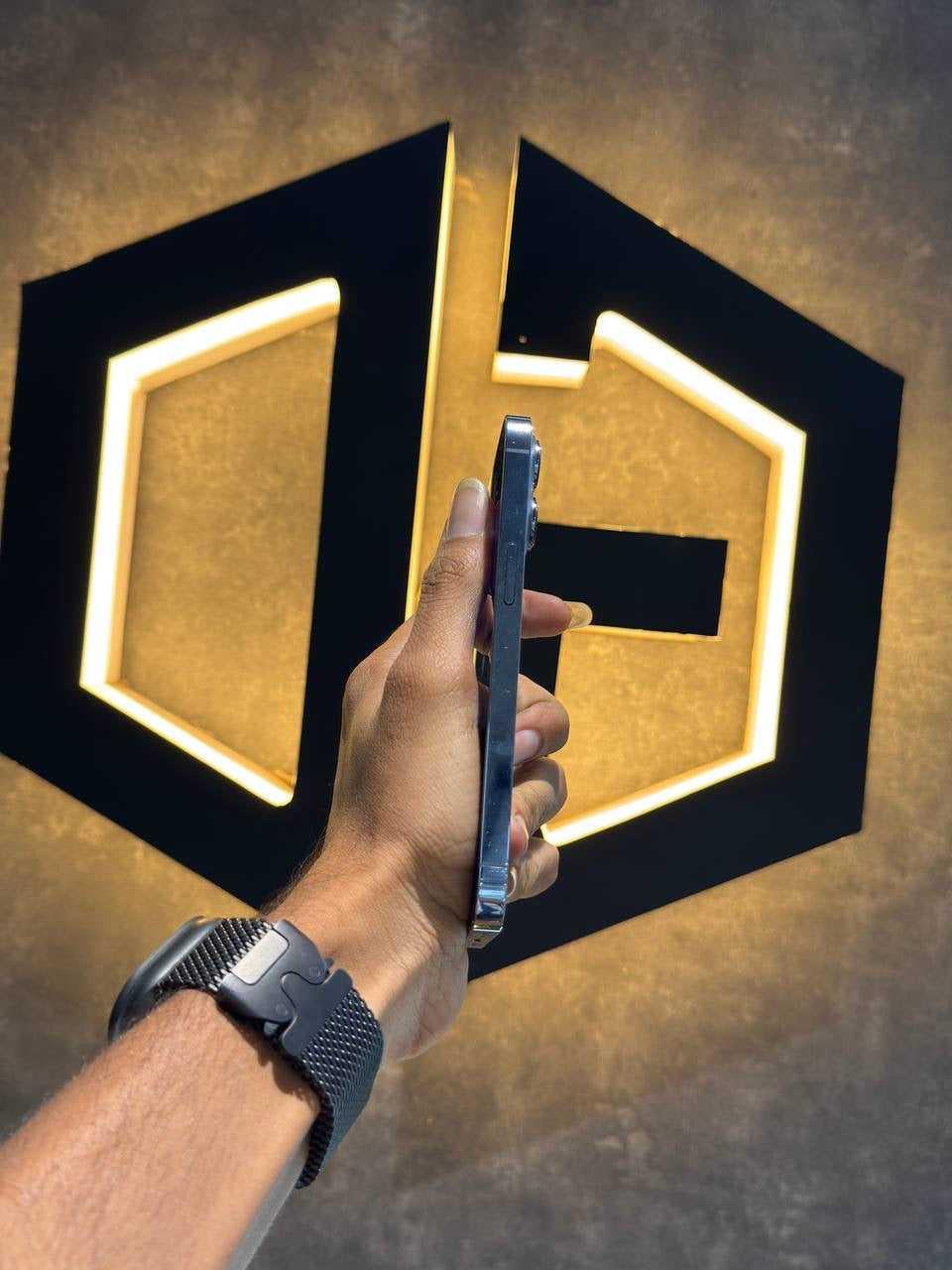 Apple iPhone 13 Pro 256GB - BLUE - Code (42808) - The Digital Hub