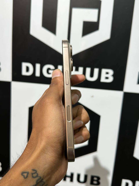 Apple iPhone 16 Pro 256GB - DESERT TITANIUM - Code (60048)