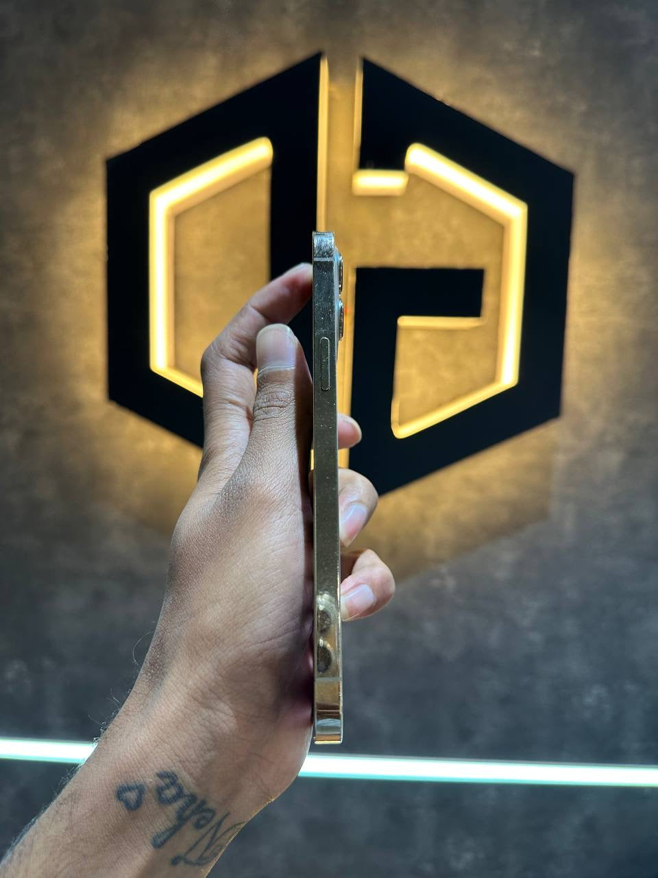 Apple iPhone 12 Pro Max 256GB - GOLD - Code (46336)