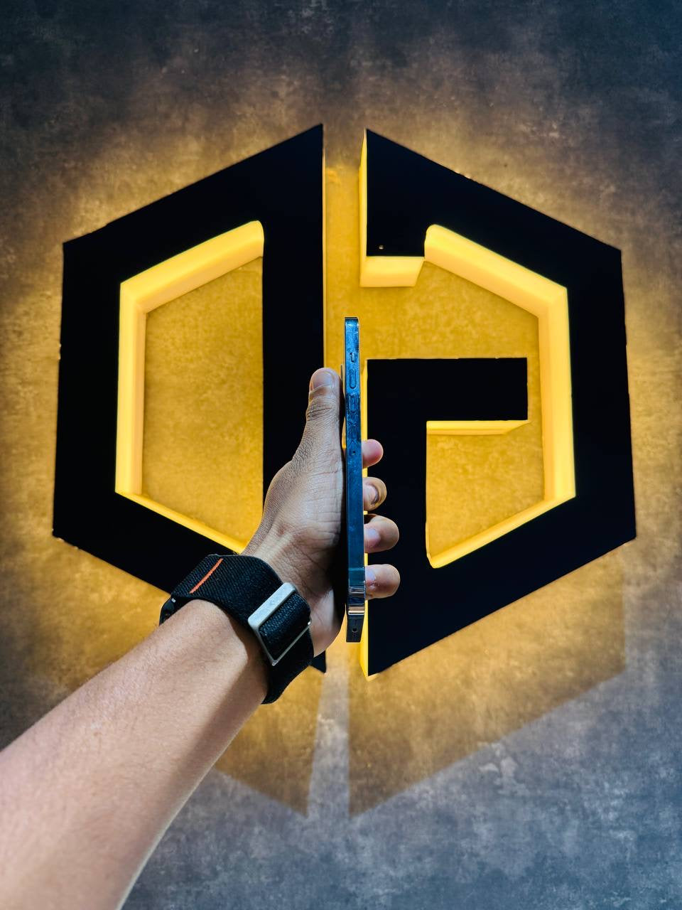 Apple iPhone 13 Pro Max 128GB - BLUE - Code (00981) - The Digital Hub