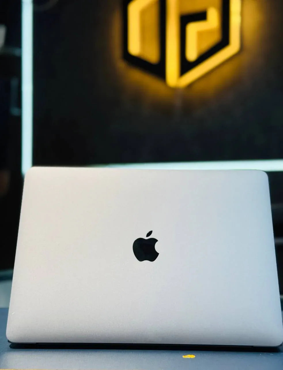 Apple MacBook Pro M2 CHIP 13 INCH 8+256GB - SILVER - Code (4M2J1) - The Digital Hub