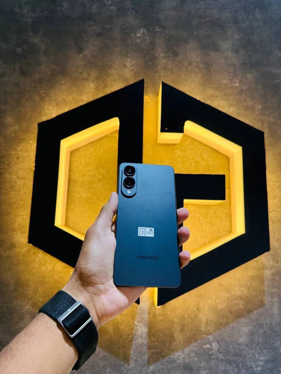 Samsung S25 Edge 12+512GB - BLACK - Code (65670) - The Digital Hub