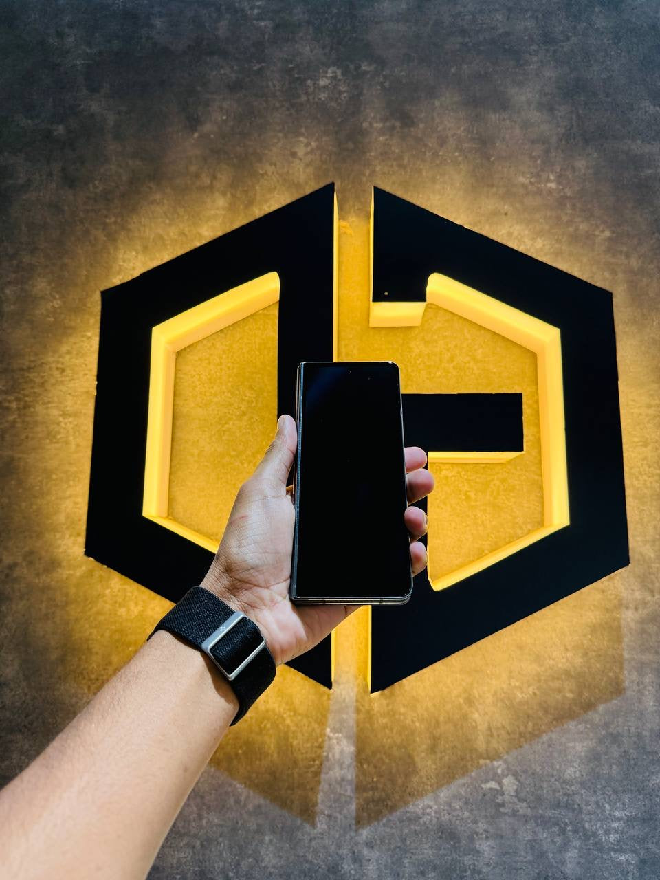 Samsung Z Fold 4 12+512GB - GREEN - Code (37418) - The Digital Hub