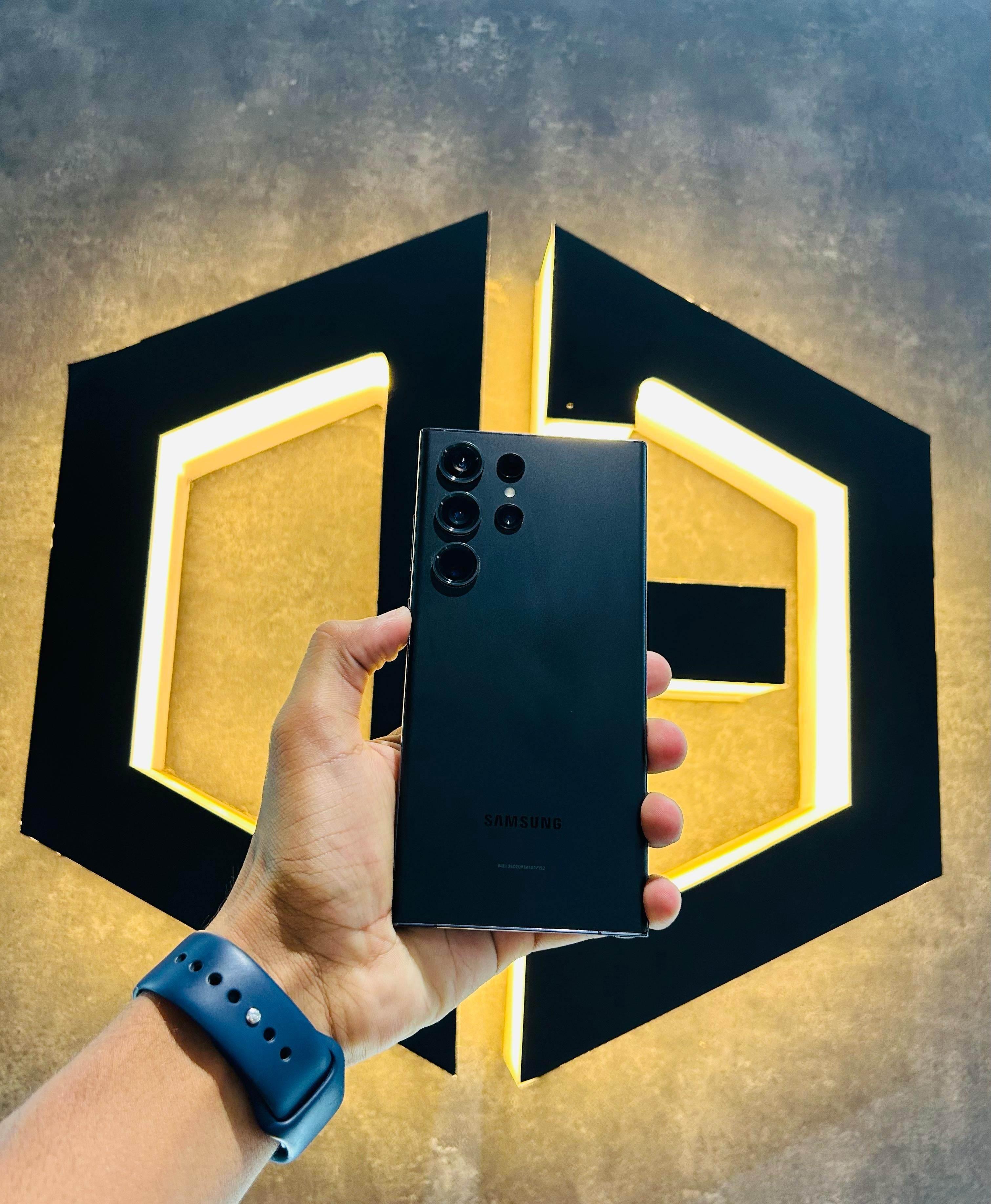 Samsung S23 Ultra 12+512Gb- Black - Item Code (77152) - The Digital Hub