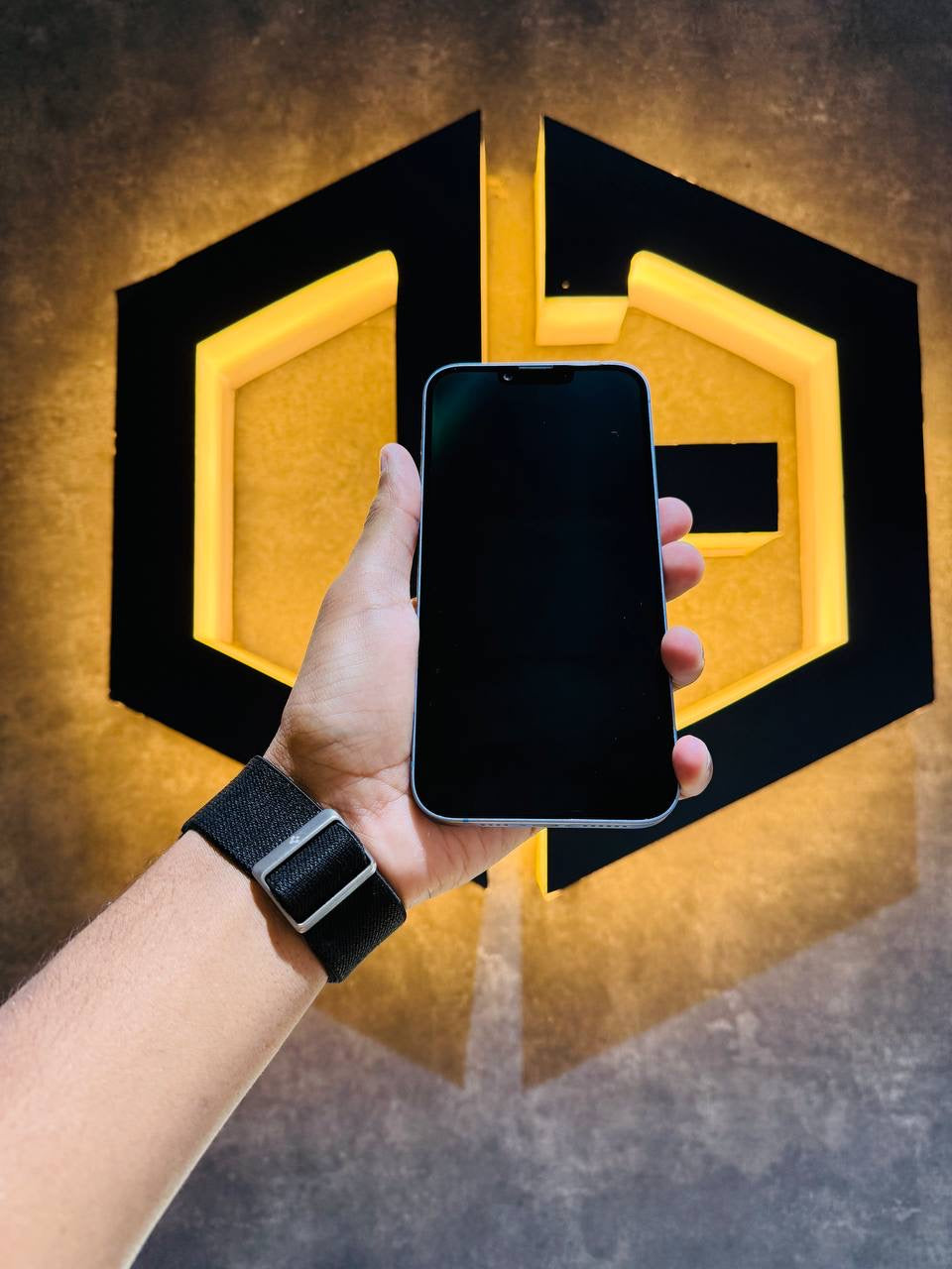 Apple iPhone 14 Plus 256GB - BLUE - Code (00776) - The Digital Hub