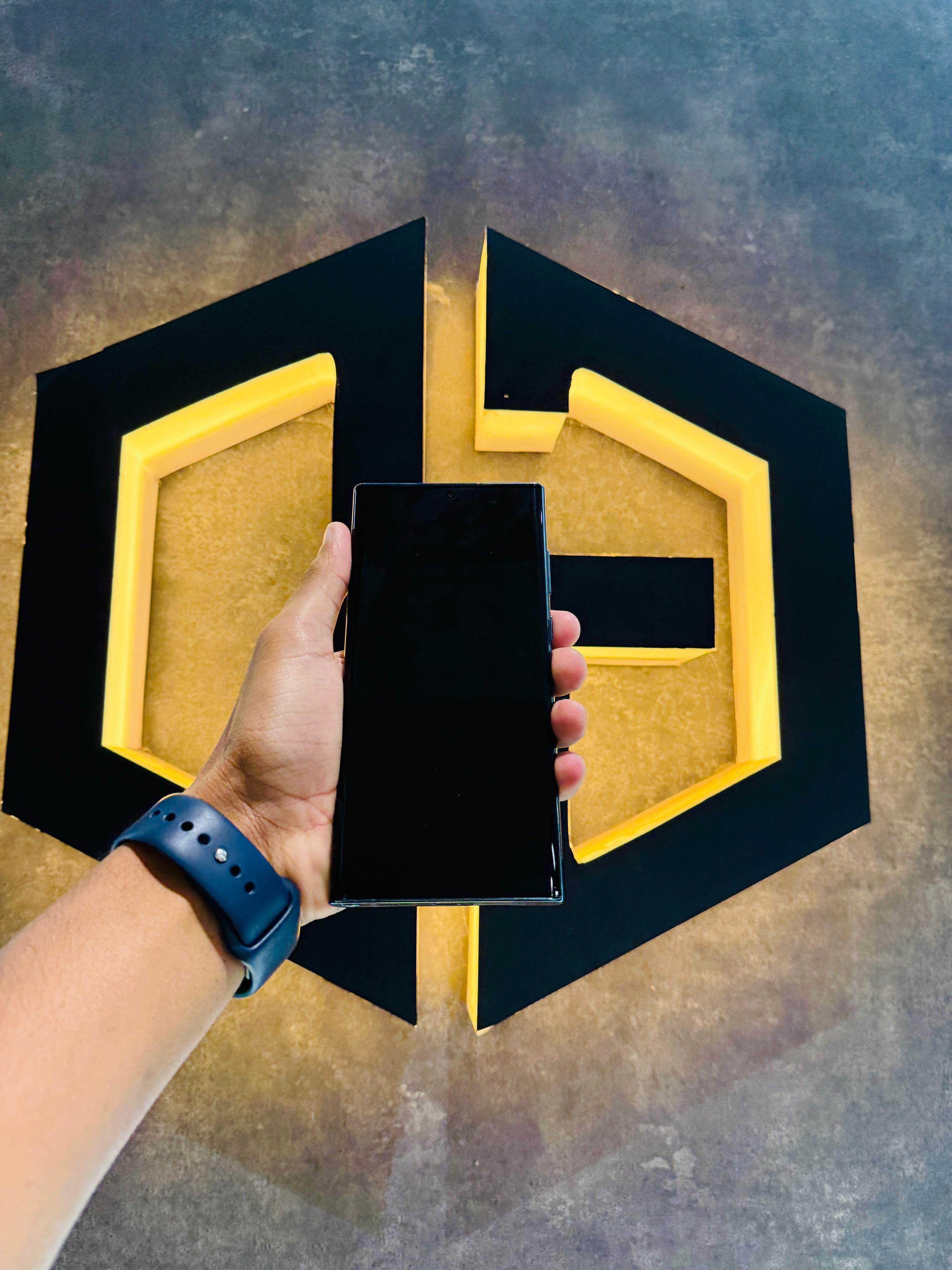 Samsung S22 Ultra 12+512GB - GREEN - Code (96241) - The Digital Hub