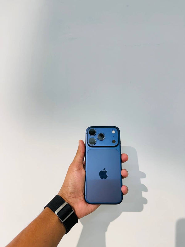 Apple iPhone 17 Pro 256GB - BLUE - Code (16905)