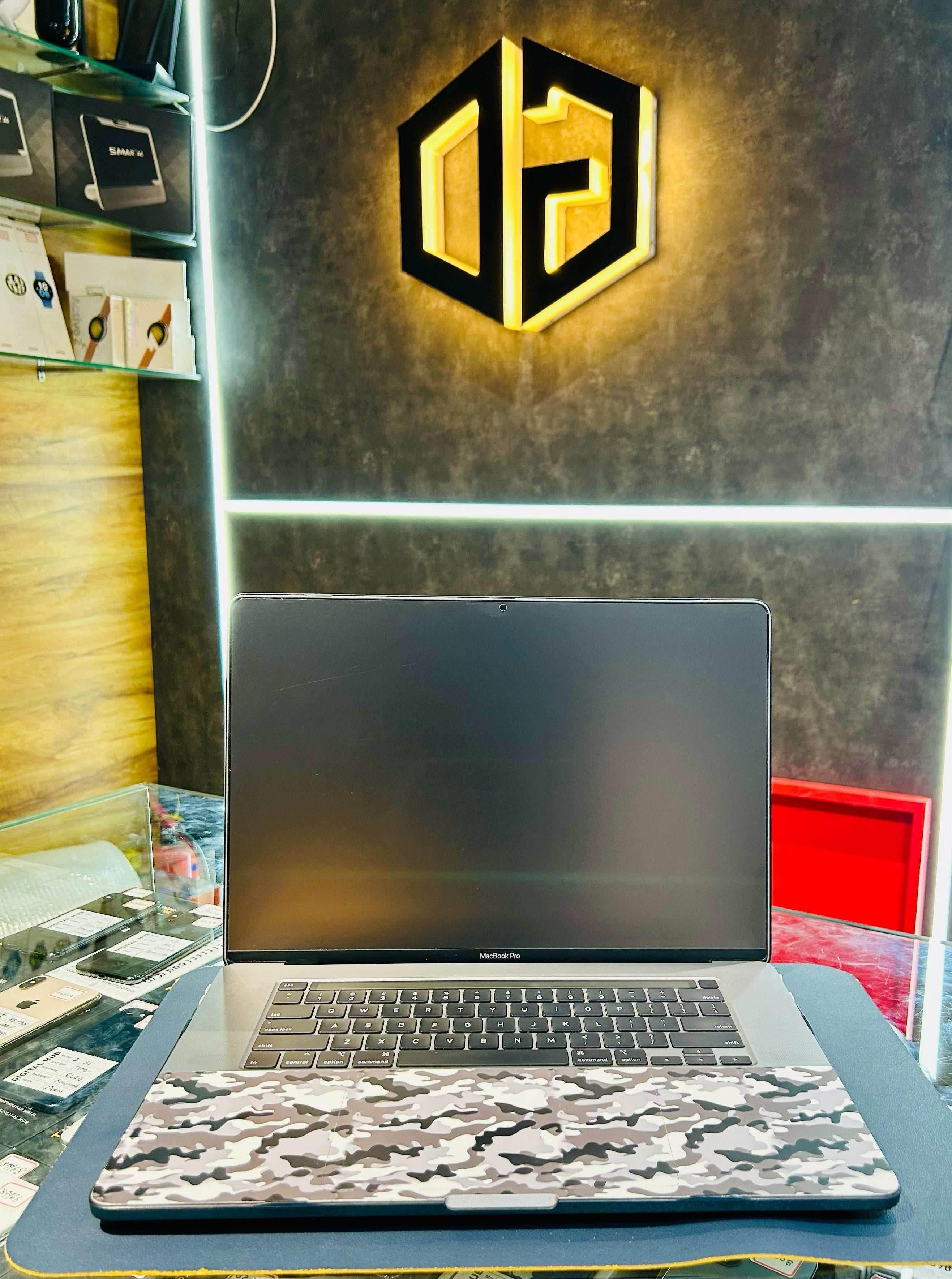 Apple Macbook Pro 2.6GHz Core i7 16GB Ram +512GB SSD - SILVER - Item Code (KMD6M) - The Digital Hub