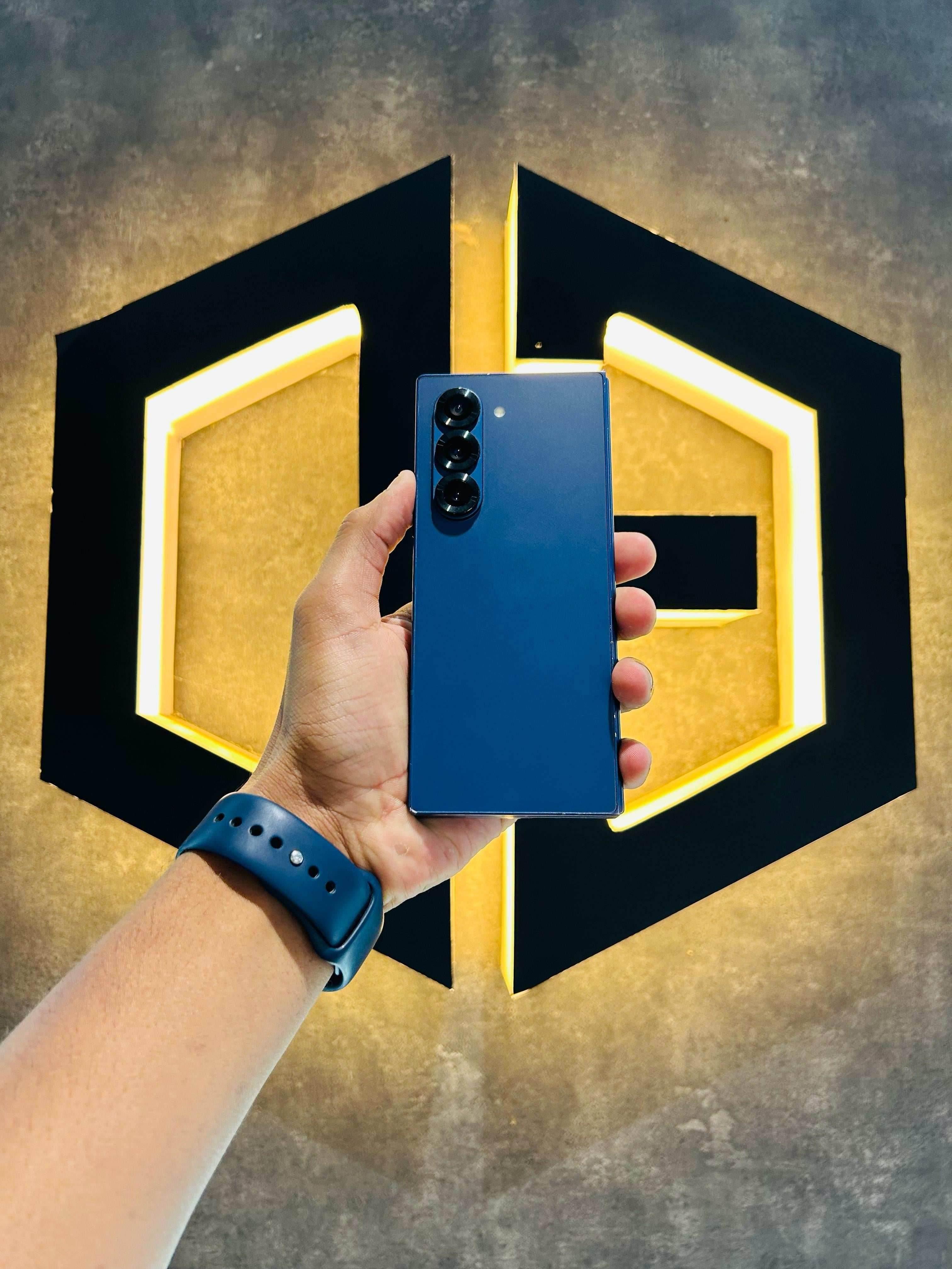 Samsung Z Fold 6 12+256Gb - Blue - Item Code (71567) - The Digital Hub