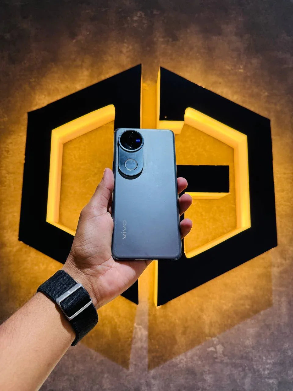 Vivo V50 8+256GB - GRAY - Code (63291) - The Digital Hub