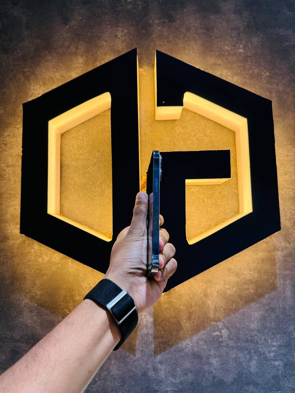 Apple iPhone 13 Pro 256GB - BLUE - Code (05138) - The Digital Hub