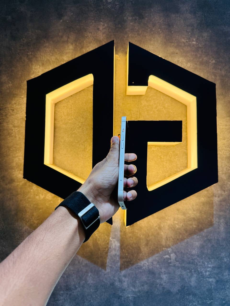 Apple iPhone 13 128GB - WHITE - Code (09753)