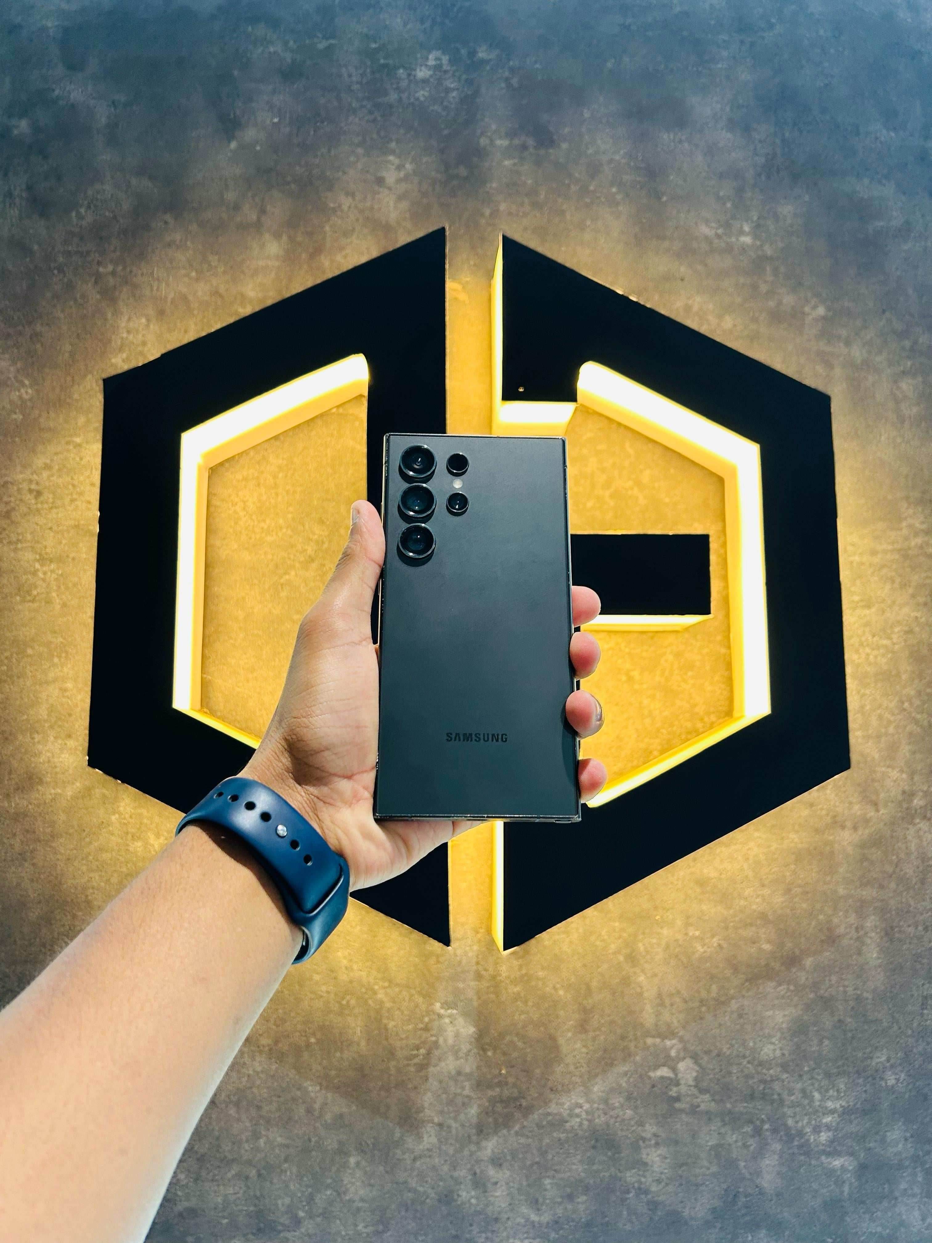 Samsung S24 Ultra 12+256Gb - Black Titanium - Item Code (45157) - The Digital Hub