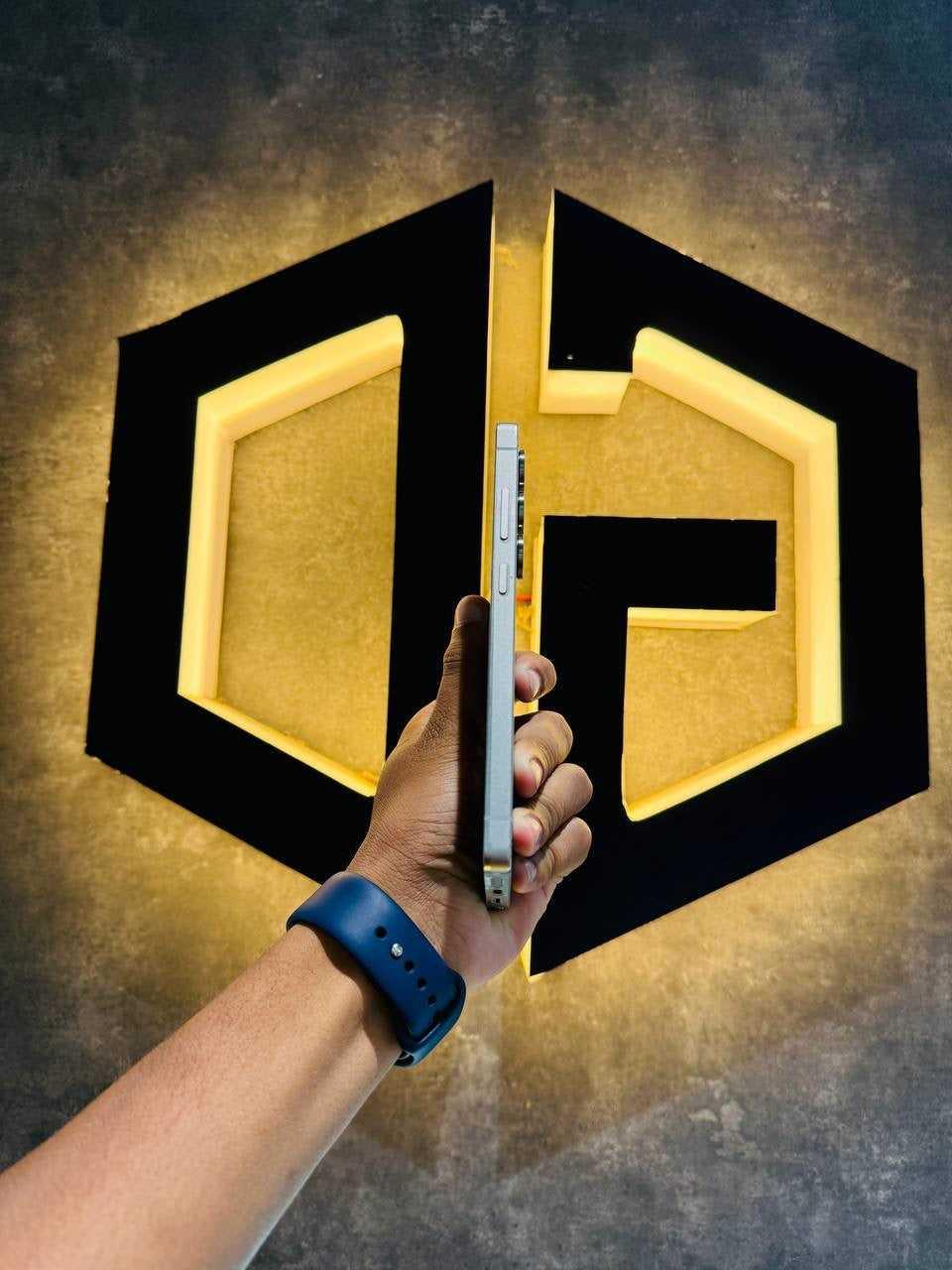 Samsung S25 Ultra 12+512GB - BLACK TITANIUM - Code (65807) - The Digital Hub