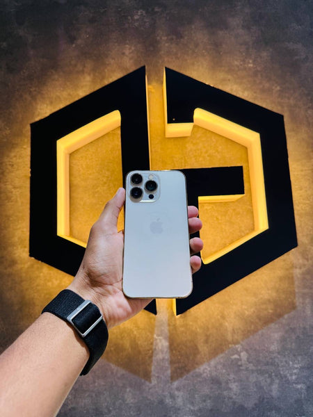 Apple iPhone 13 Pro 256GB - GOLD - Code (37471) - The Digital Hub