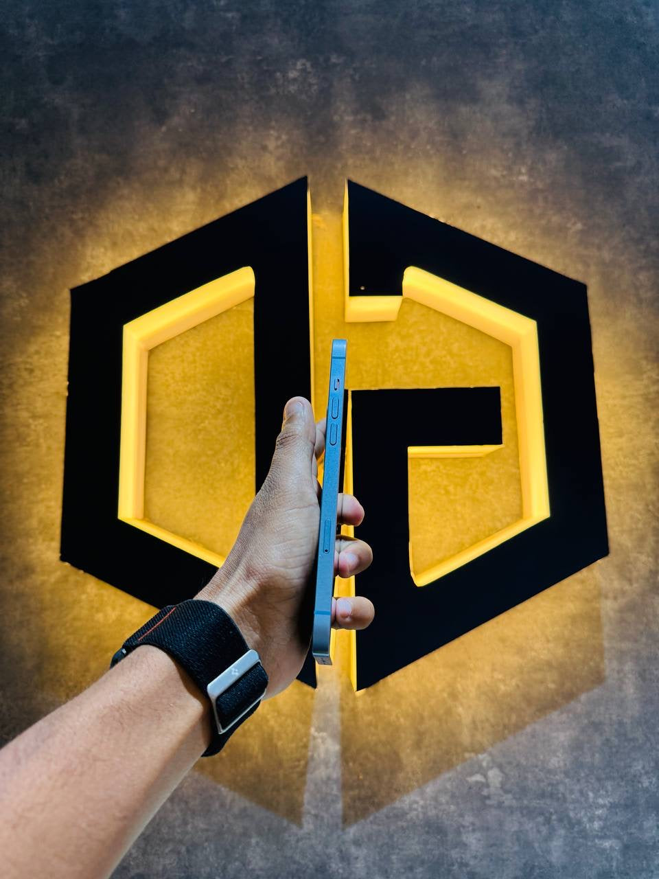 Apple iPhone 14 Plus 128GB - BLUE - Code (40960) - The Digital Hub