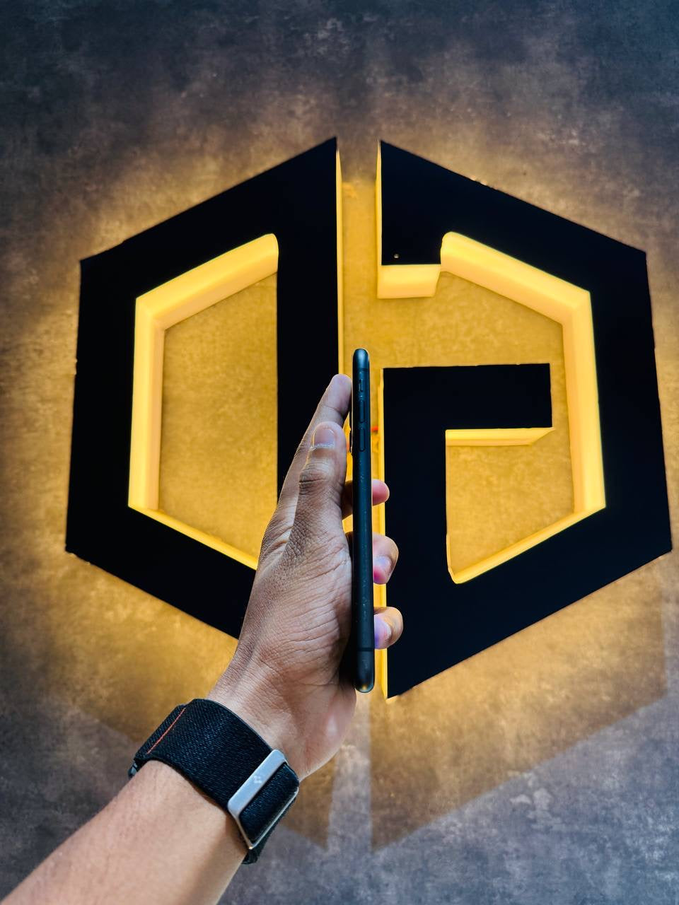 Apple iPhone 11 64GB - BLACK - Code (63229)