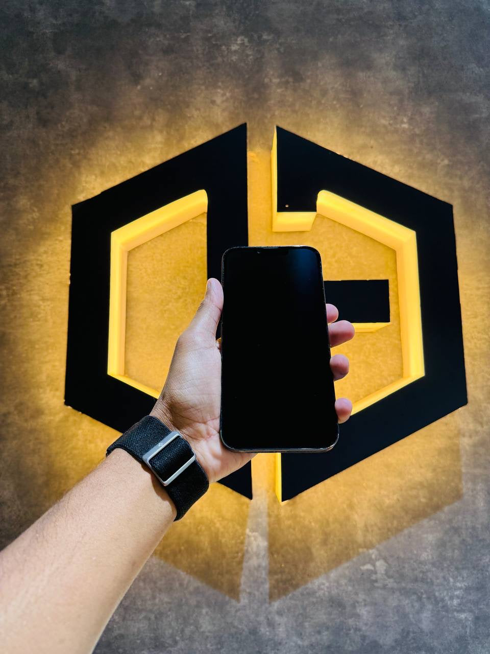 Apple iPhone 13 Pro Max 256GB - BLACK - Code (71318) - The Digital Hub