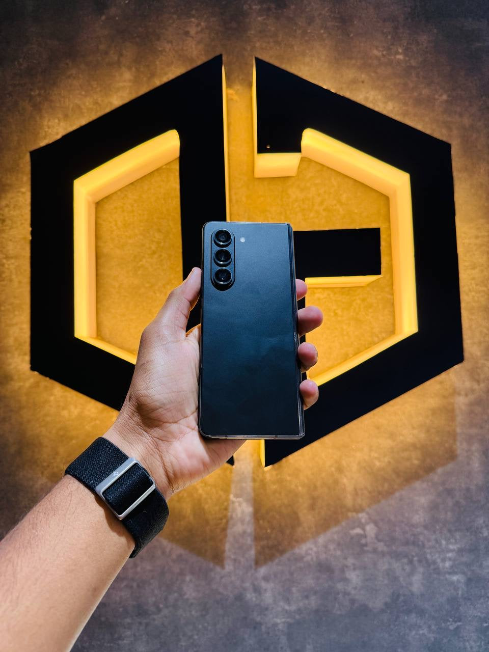 Samsung Z Fold 5 12+512GB - BLACK - Code (81613) - The Digital Hub