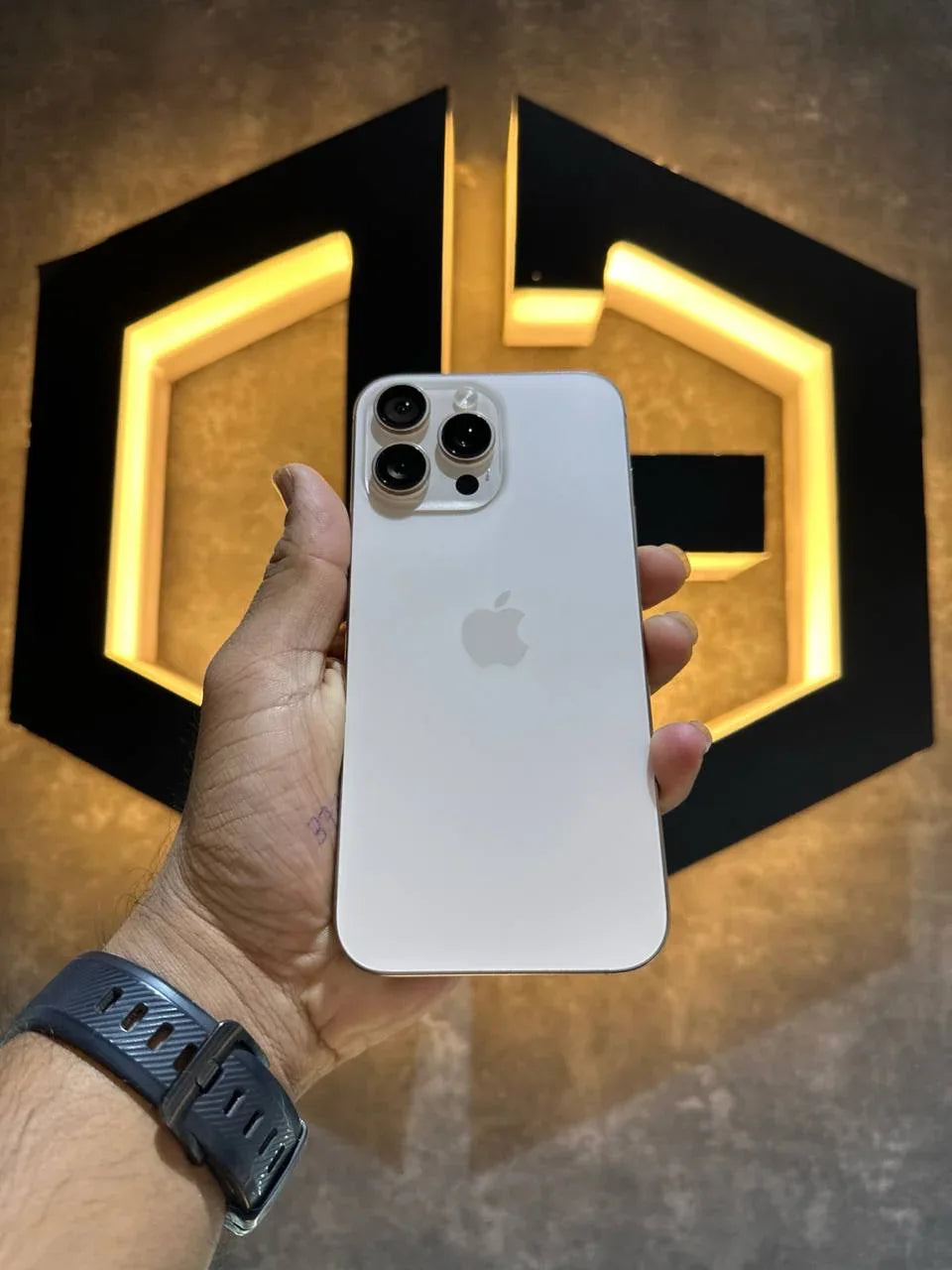 Apple iPhone 16 Pro Max 256GB - DESERT TITANIUM - Code (22257) - The Digital Hub