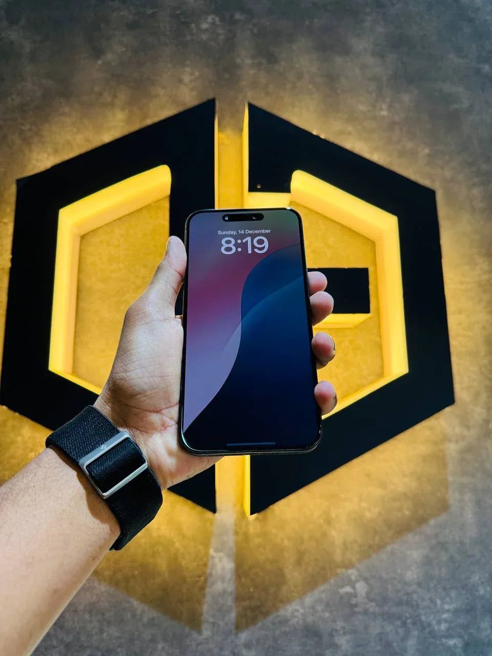 Apple iPhone 15 Pro Max 256GB - BLUE - Code (85199) - The Digital Hub