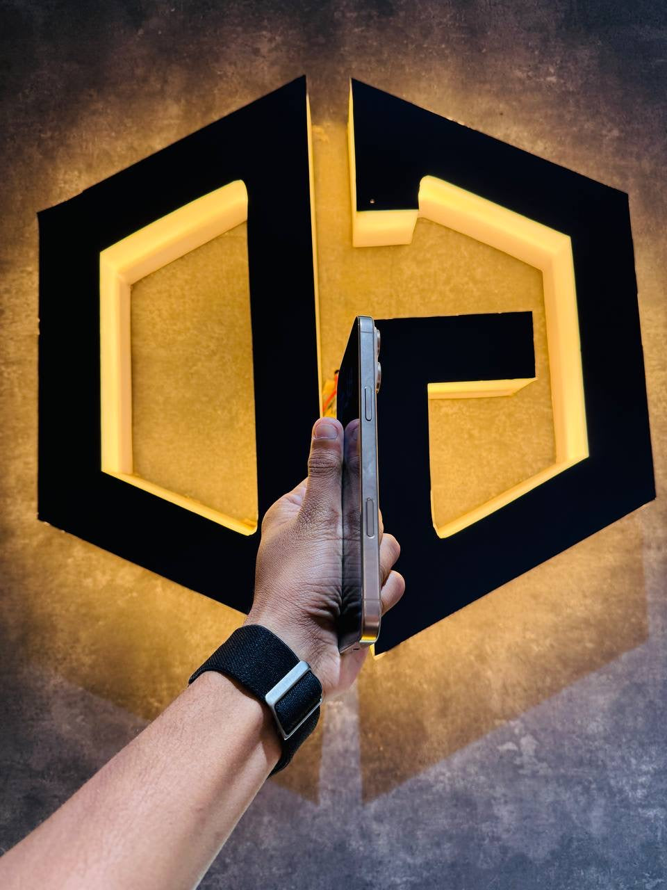 Apple iPhone 16 Pro Max 256GB - DESERT TITANIUM - Code (78629) - The Digital Hub